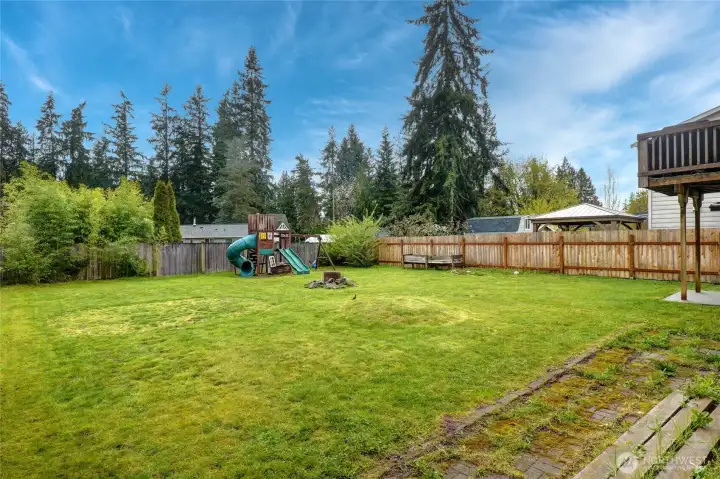 Plenty of space to make your backyard vision come alive!