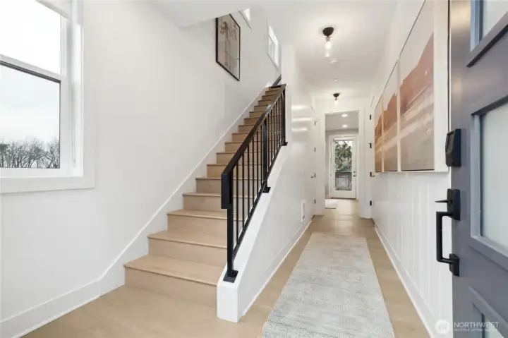 Entry Foyer (Facade, Ext Colors, Interior Photos & Floor Plans for illustrative purposes only. Actual Facade, Ext Colors, Interiors & Floor Plans may differ.)
