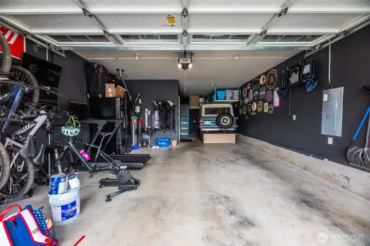 Tandem 3 car garage