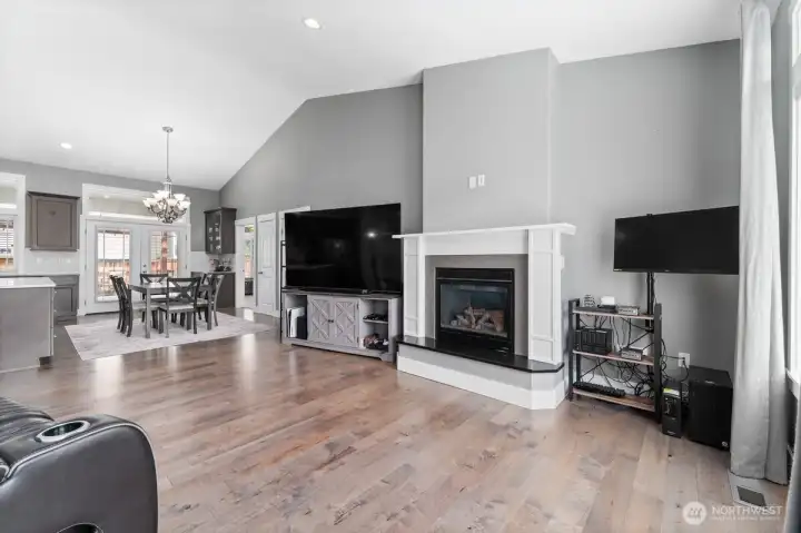 The living area is perfect for relaxing or entertaining guests. Enjoy the warmth of the propane fireplace. The living area is perfect for relaxing or entertaining guests. Enjoy the warmth of the propane fireplace.