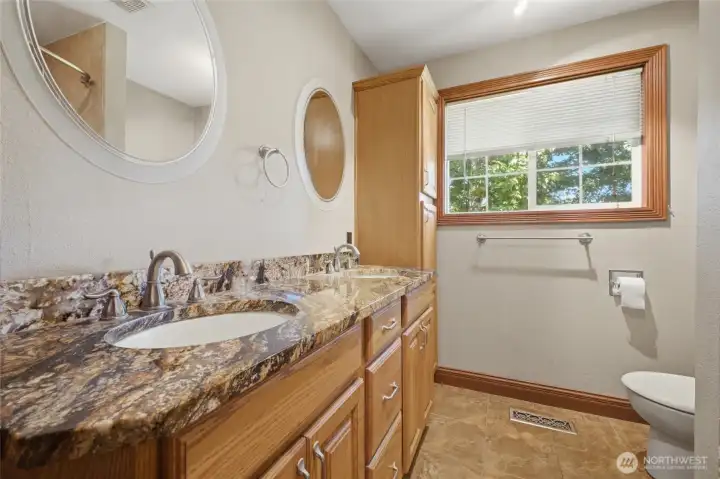 Main Full Bath