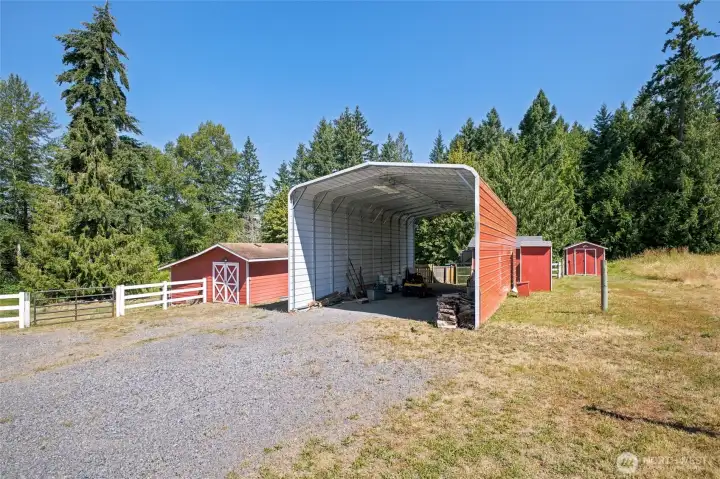 Covered RV Parking with Full hookup/Carport