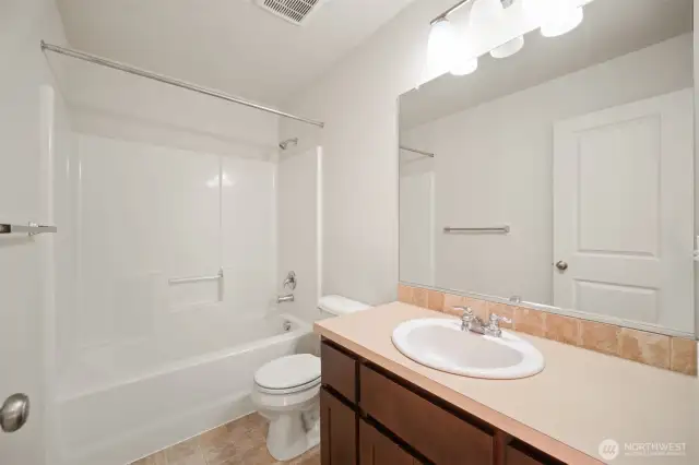 Shared Full Bath Upper Level