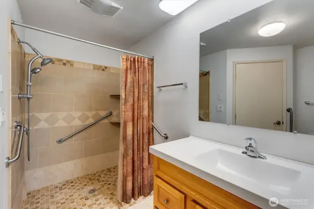 Main level shower!