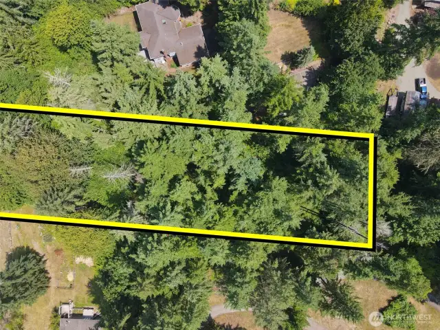 Overhead view with approximate boundaries in yellow.