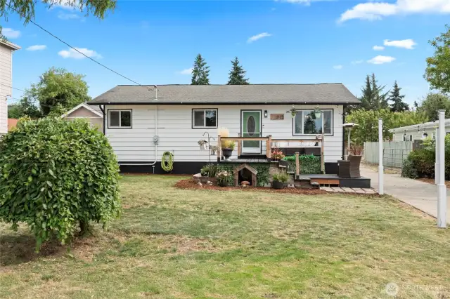 Front view of home from front property line