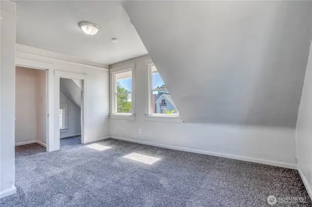 Upstairs bedroom 1