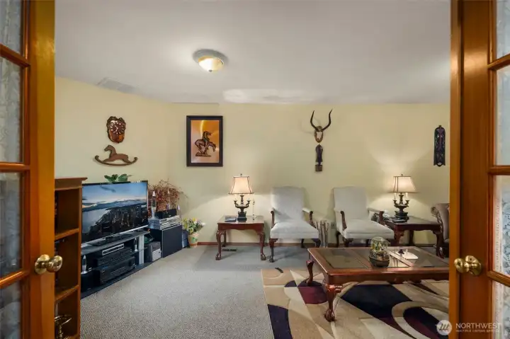 Den / Office / Bedroom