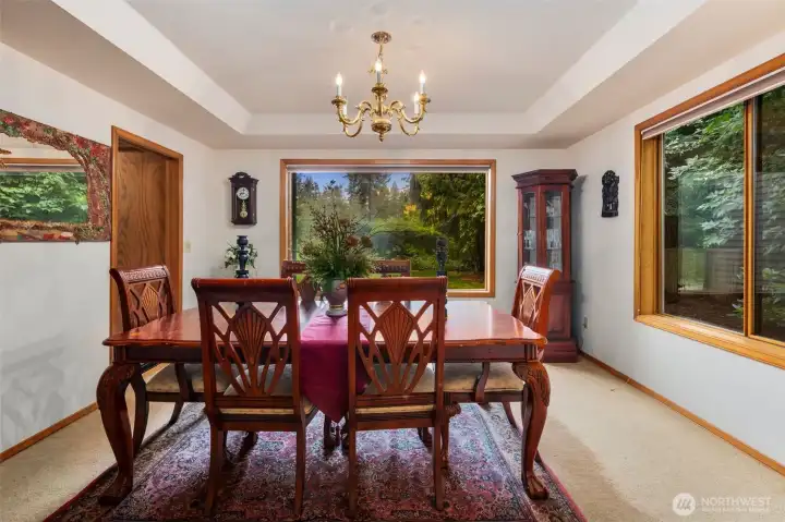 Formal Dining