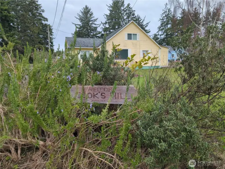 Welcome to Cook's Hill -- Settled in 1901!  Opportunity to own a part!