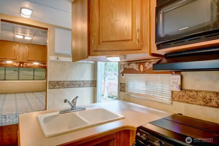 Kitchen with all necessities