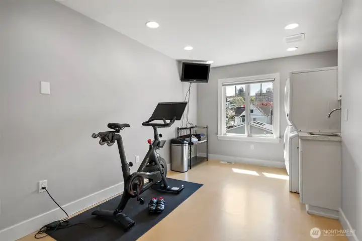 A laundry room for dreaming - complet with 2 sets of washers/dryers.