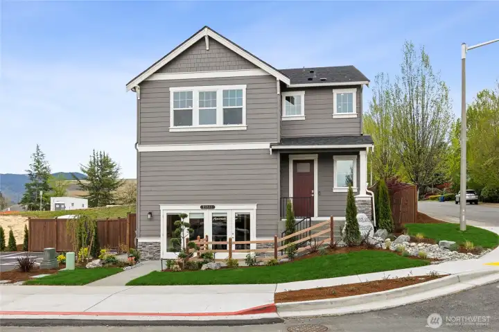 Bridgewater plan offers 2770 square feet of luxury living, bedroom on lower level plus 4 additional bedrooms upstairs!