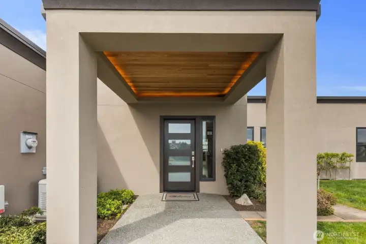 Recessed cedar ceiling w/ lighting