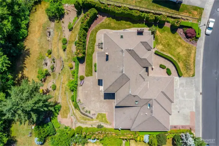 A birds-eye view of the entire property. A birds-eye view of the entire property.