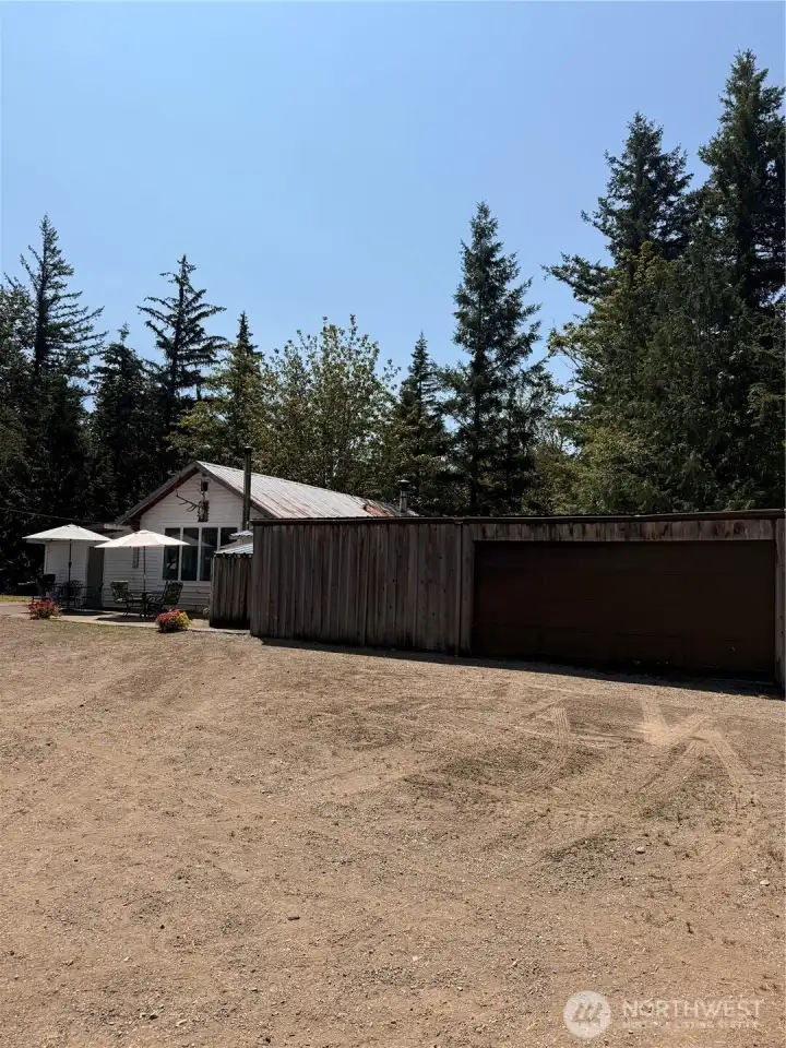 Room to Grow. Spacious duplex with attached garage and plenty of parking. Room to Grow. Spacious duplex with attached garage and plenty of parking.