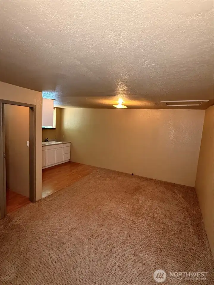 Studio Apartment. Attached studio apartment offers additional income or guest accomodations. Studio Apartment. Attached studio apartment offers additional income or guest accomodations.