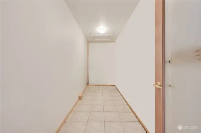 Conveniently attached walk-in pantry for food & extra storage.