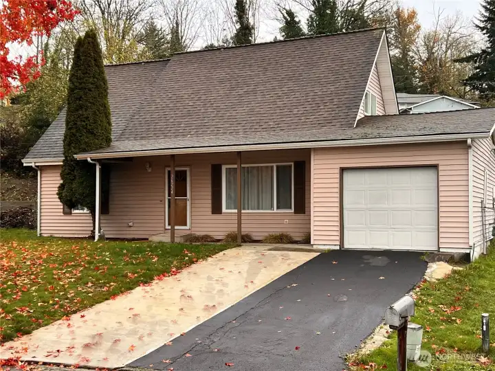 Welcome to this lovely home on a quiet cul-de-sac