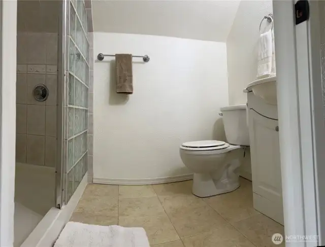 3/4 bath on upper floor