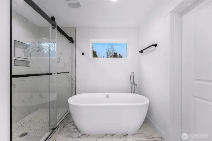 Primary Ensuite Bathroom