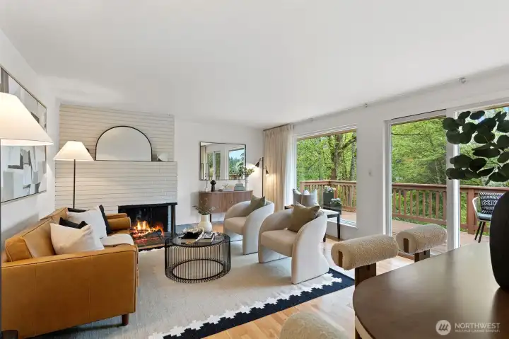 Beautiful living room and dining room. Territorial views lure you in!