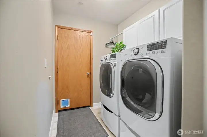 Laundry and Garage access