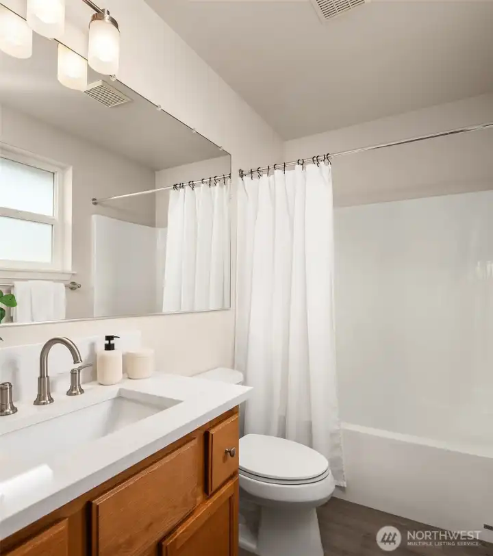 Primary suite full bath.