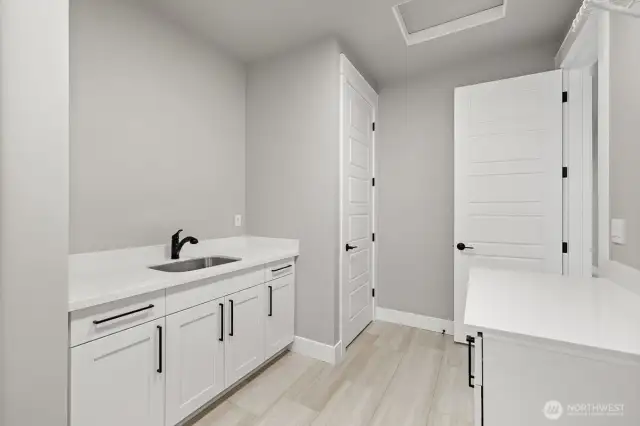 Photos are of another home in the community with the same floorplan for illustration purposes only. May depict seller enhancements. Colors & options may vary.