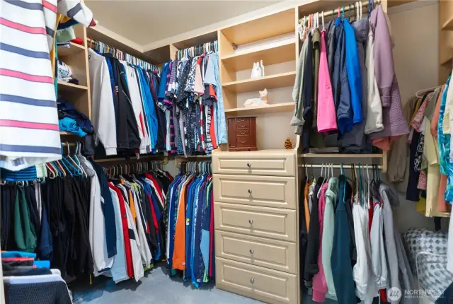 Walk-in closet