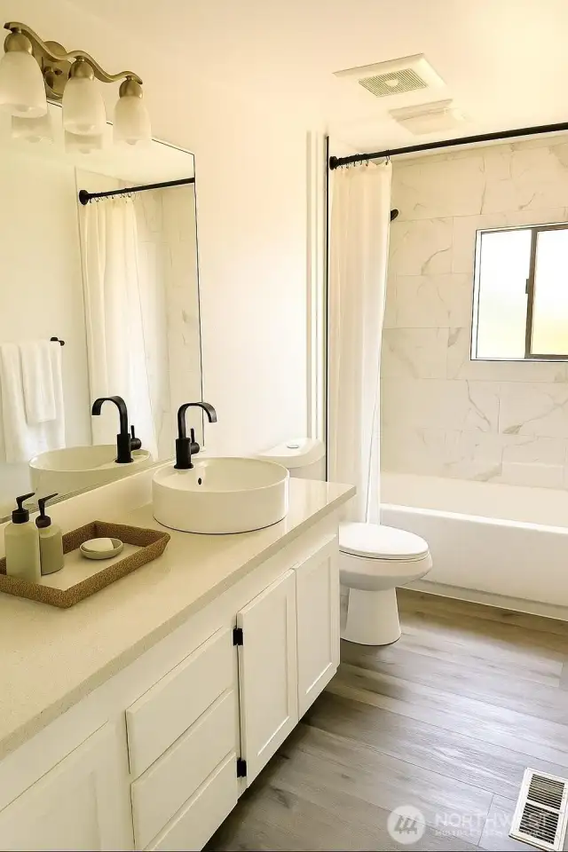 Guest bath virtually staged