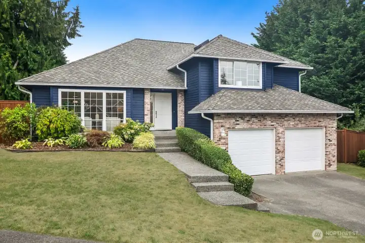 This home has had many recent updates including gleaming refinished hardwoods, all new plush carpeting, new LVP in 2 of the bathrooms and all new soft-close shaker cabinetry and Quartz cabinets in the kitchen and baths.