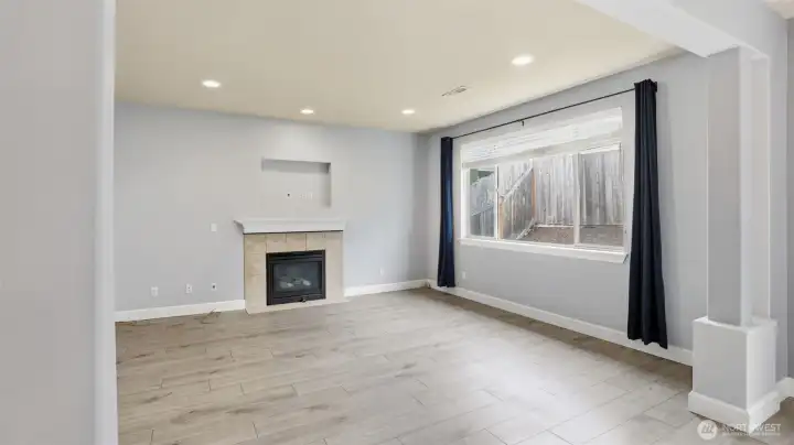Gas fireplace in the living room