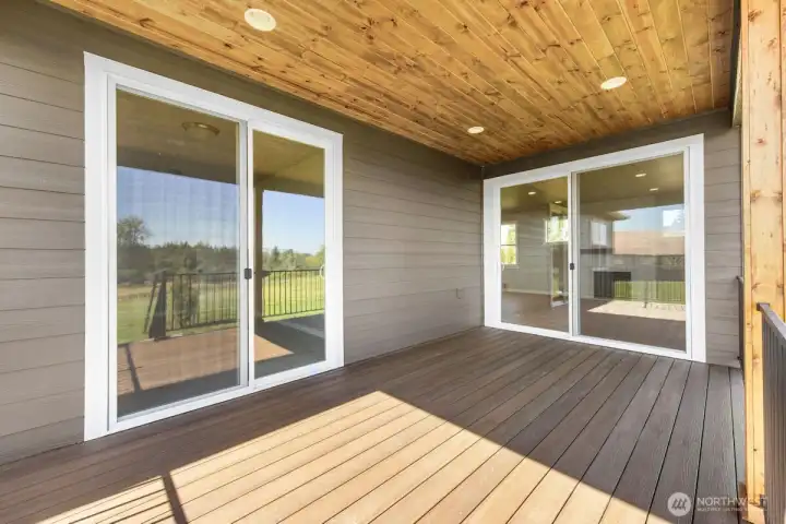 Photographs are for illustrative purposes only. Features, finishes, interior/exterior colors, landscaping and floorplan shown may vary from actual homes built.