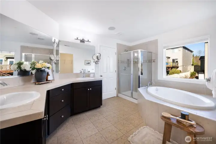 5-piece primary bath