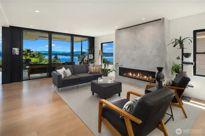 The views are amazing! Oak wide plank flooring on main and upper floors. The views are amazing! Oak wide plank flooring on main and upper floors.