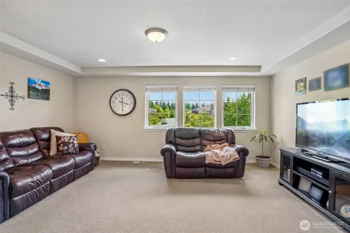 Large Bonus room, there is also a super spacious loft that can be used as a game/play room or whatever you choose! Large Bonus room, there is also a super spacious loft that can be used as a game/play room or whatever you choose!