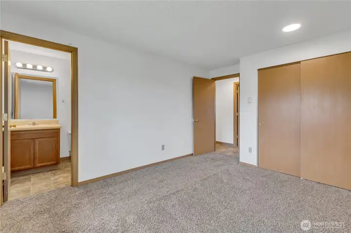 Easy access from primary bedroom to private, primary bath and oversize wall closet! Easy access from primary bedroom to private, primary bath and oversize wall closet!