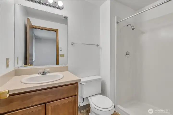 Oversize shower in primary bath! Oversize shower in primary bath!