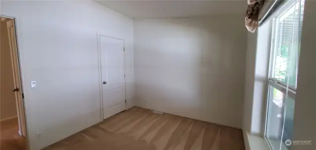 2nd bedroom.