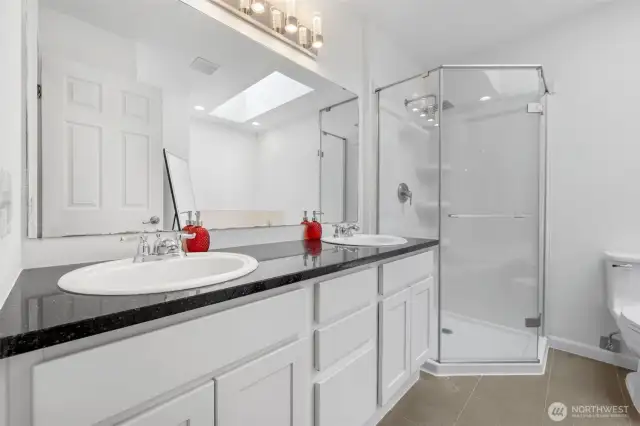 Primary Bathroom: 5 Piece