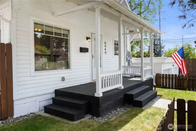 Front Entrance with covered patio