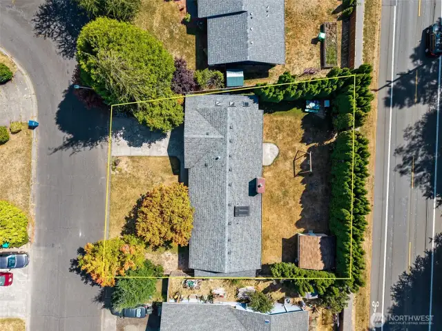 Overhead view of the lot. Lines are approximate