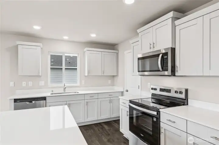 Pictures are for representational purposes only. Materials and colors may vary,