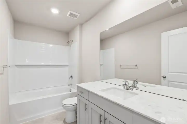 Pictures are for representational purposes only. Materials and colors may vary,