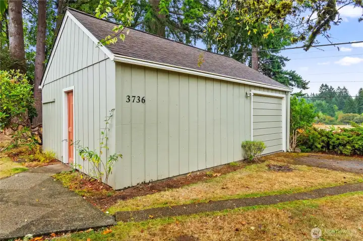 23.5 x 17.5 shop/one car garage.
