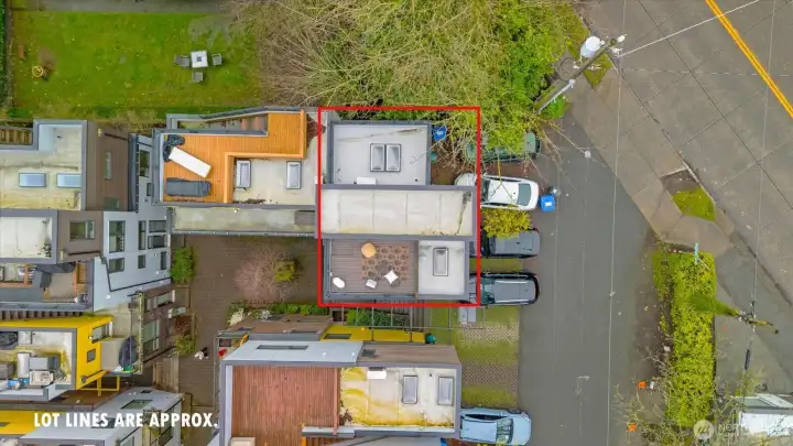 Aerial view of unit.