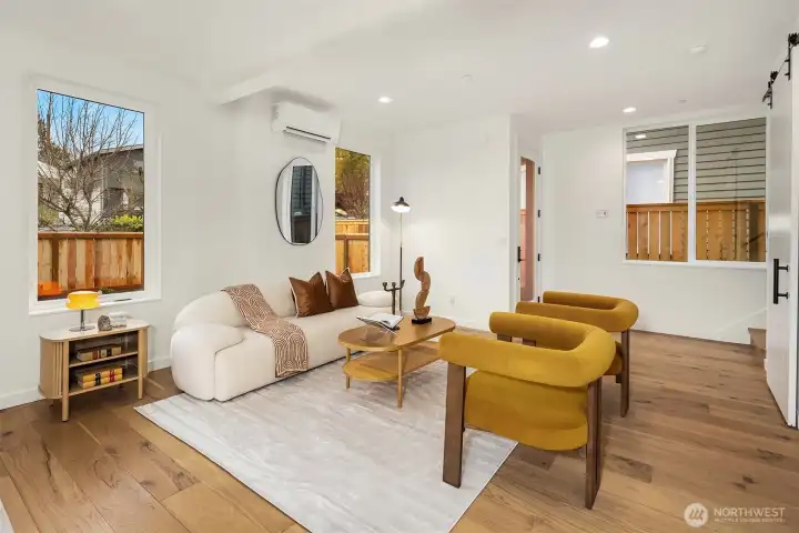 Spacious main floor kitchen, living & dining area