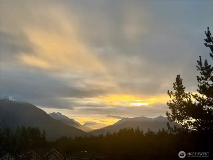 Mt. Si Sunrise