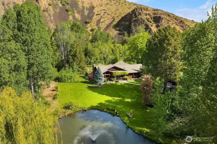 Offering Extraordinary Privacy, yet 8 miles to town